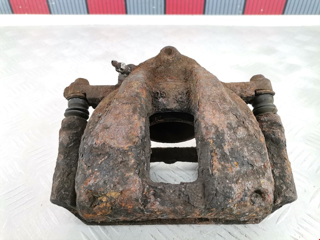 Суппорт передний правый HONDA CR-V III 2007-2012