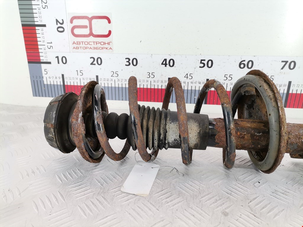 Амортизатор передний правый RENAULT Duster 2011-2021