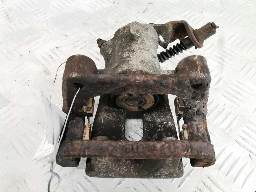 Суппорт задний правый OPEL Combo C 2001-2011