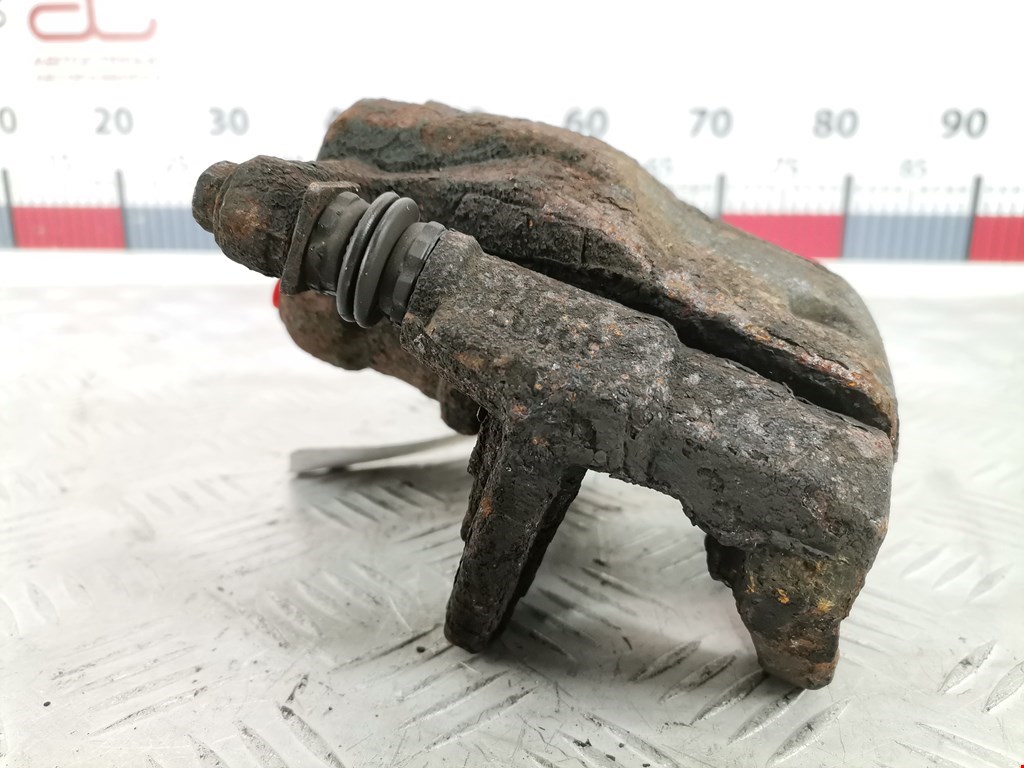 Суппорт передний левый OPEL Meriva A 2003-2010