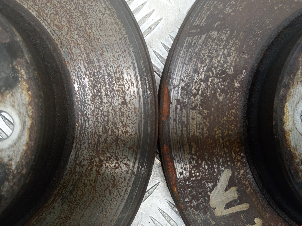 Диск тормозной передний OPEL Astra J 2009-2017