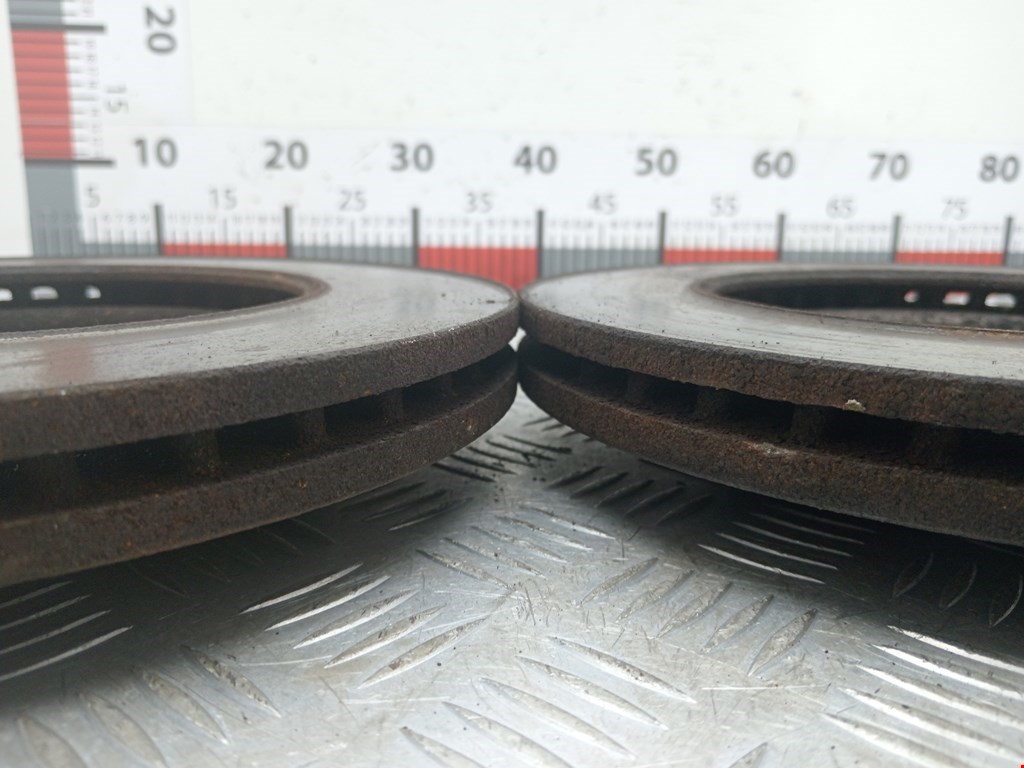 Диск тормозной передний OPEL Astra J 2009-2017