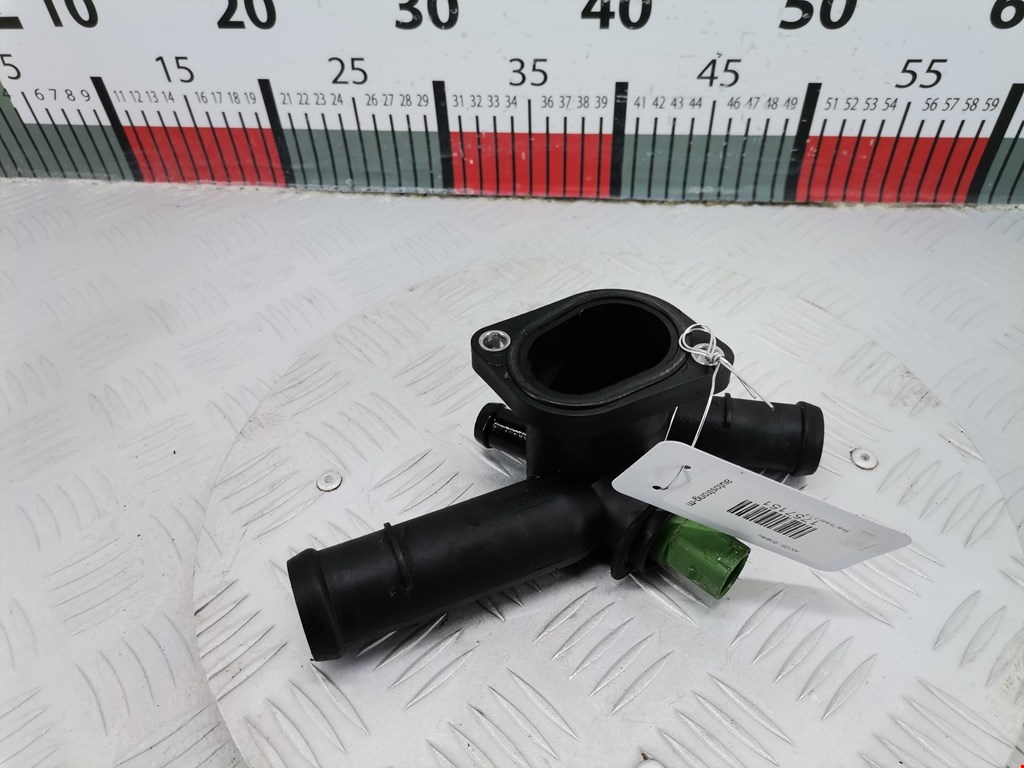 Тройник системы охлаждения SEAT Toledo 1998-2004