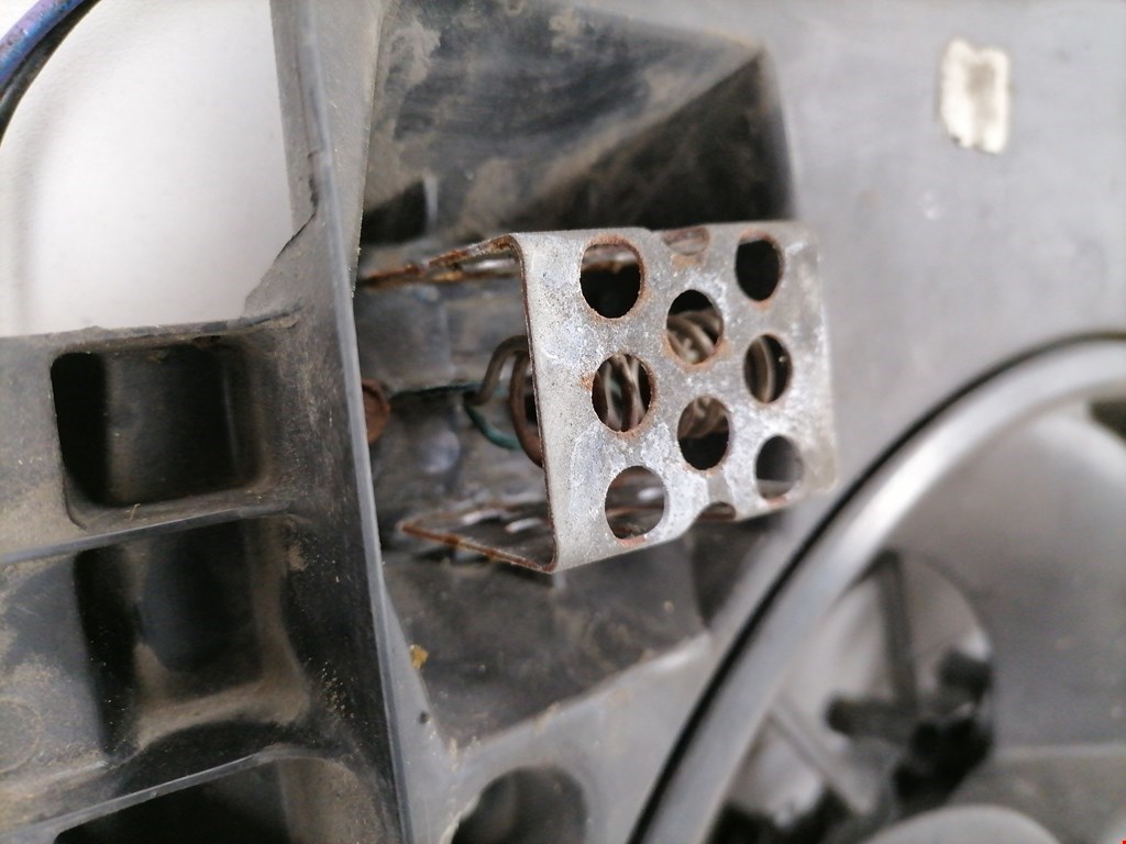 Вентилятор радиатора основного FORD Cougar 1998-2002