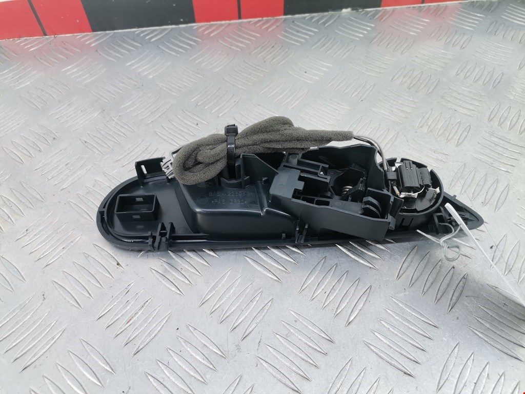 Ручка дверная передняя внутренняя левая FORD Fiesta 2008-2012