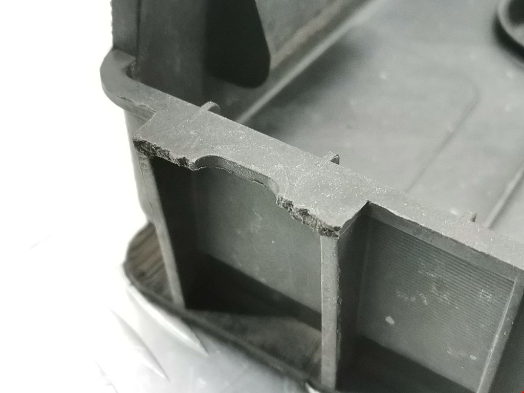 Крепление АКБ (корпус/подставка) RENAULT Megane II 2002-2009