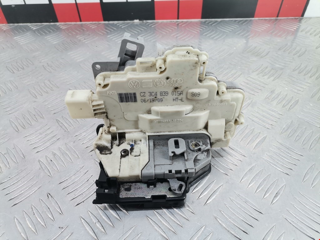 Замок двери задней левой Volkswagen Passat 6 (2005-2010)