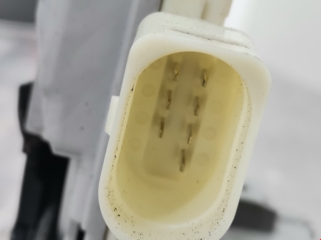 Замок двери задней левой VOLKSWAGEN Passat B6 2005-2011