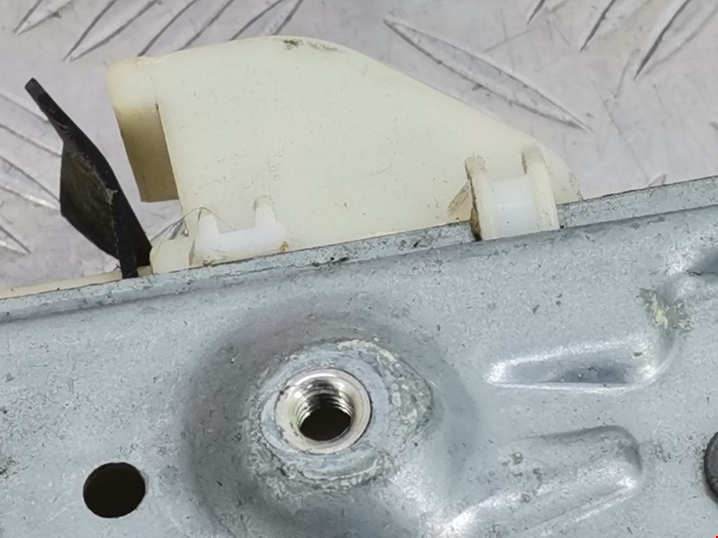 Стеклоподъемник задний правый FORD Focus I 1998-2005