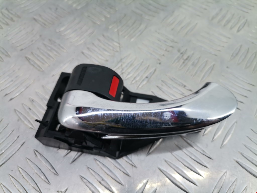 Ручка дверная задняя внутренняя левая TOYOTA RAV 4 XA30 2006-2012