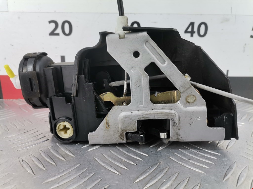 Замок двери передней правой MERCEDES-BENZ A-Class W168 1997-2004