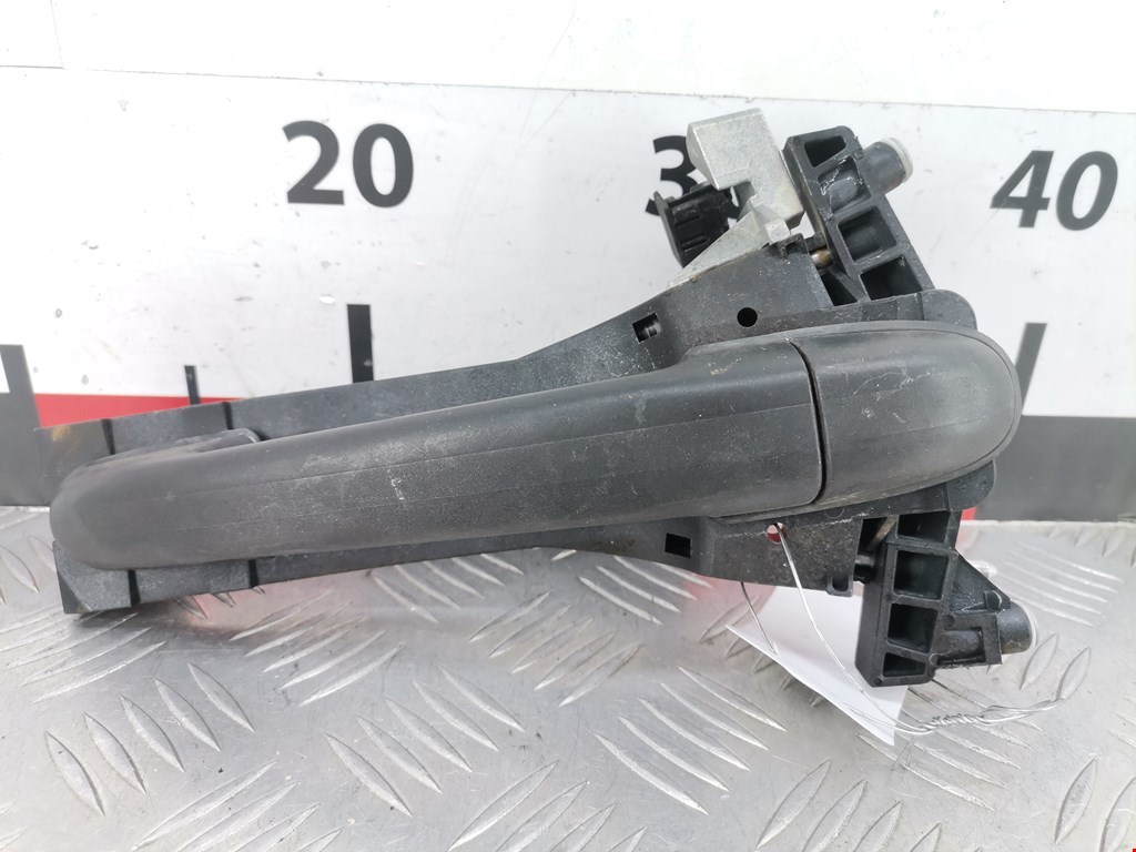 Ручка двери наружная передняя правая Mercedes A-Class (W168) (1997-2004)