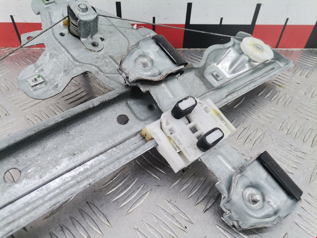 Стеклоподъемник задний левый OPEL Meriva B 2010-2018