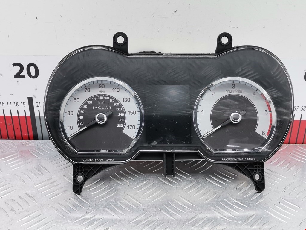 Панель приборов (щиток) JAGUAR XF X250 2007-2015