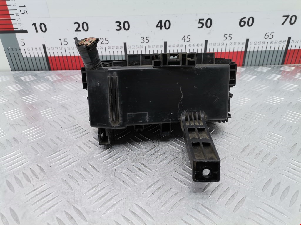 Блок реле NISSAN Pathfinder R51M 2004-2014