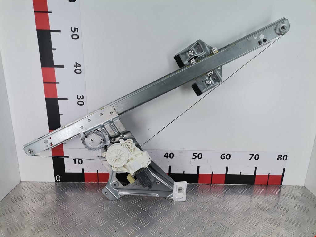 Стеклоподъемник электрический двери передней правой Mercedes Sprinter 2 (W906) (2006-2016)