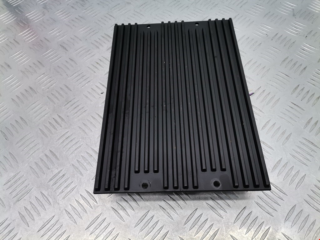 Усилитель акустической системы JAGUAR XF X250 2007-2015