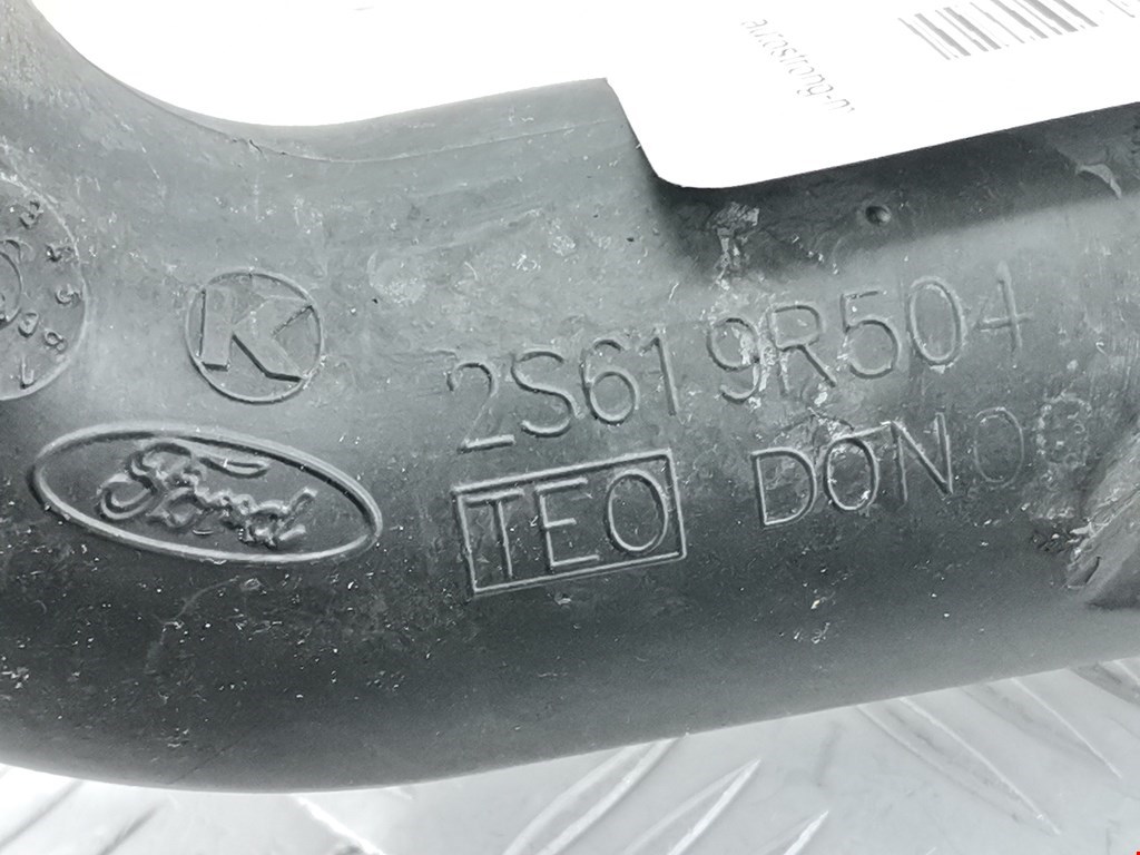 Патрубок воздушного фильтра FORD Fiesta 2001-2008