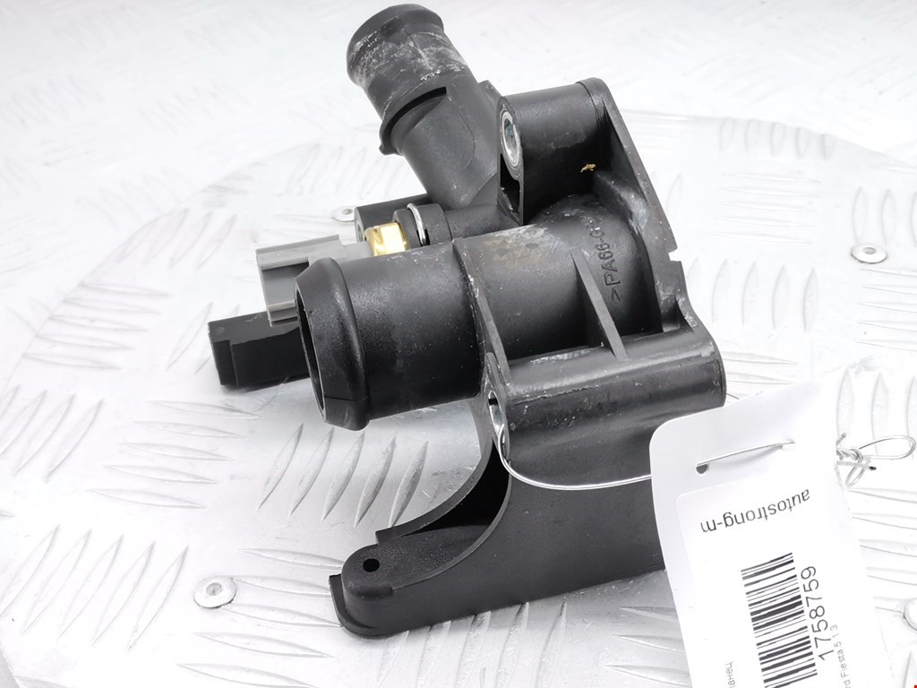 Тройник системы охлаждения FORD Fiesta 2001-2008