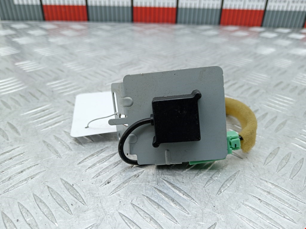 Усилитель антенны MAZDA CX-3 2015-н.в.