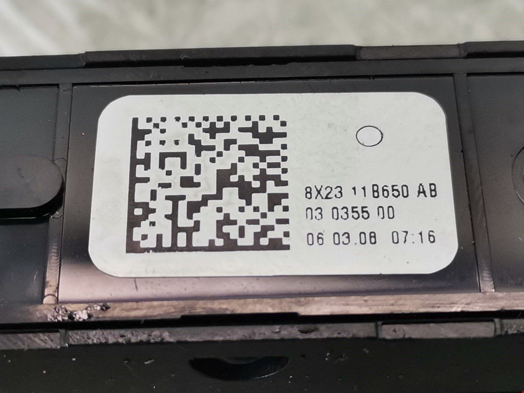 Кнопка аварийной сигнализации (аварийки) JAGUAR XF X250 2007-2015