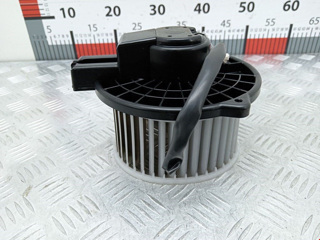 Моторчик (мотор) отопителя салона MAZDA CX-3 2015-н.в.