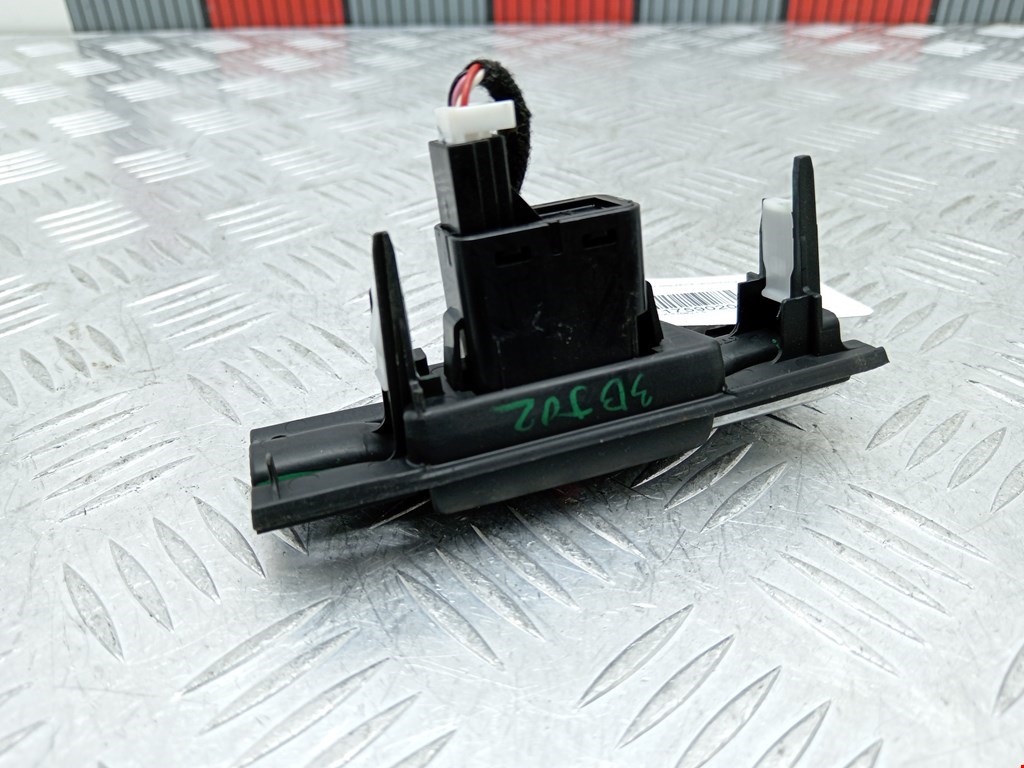 Кнопка аварийной сигнализации (аварийки) MAZDA CX-3 2015-н.в.