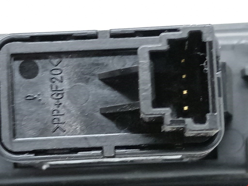 Кнопка аварийной сигнализации (аварийки) MAZDA CX-3 2015-н.в.