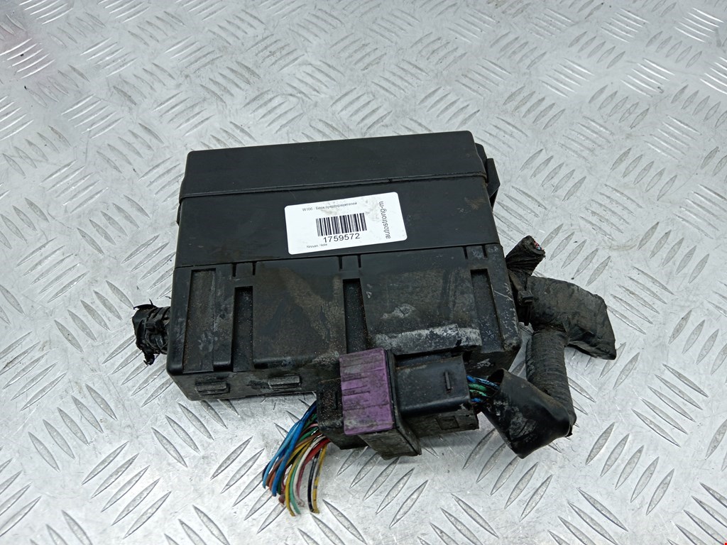 Блок предохранителей Nissan Note (E11) (2005-2013)
