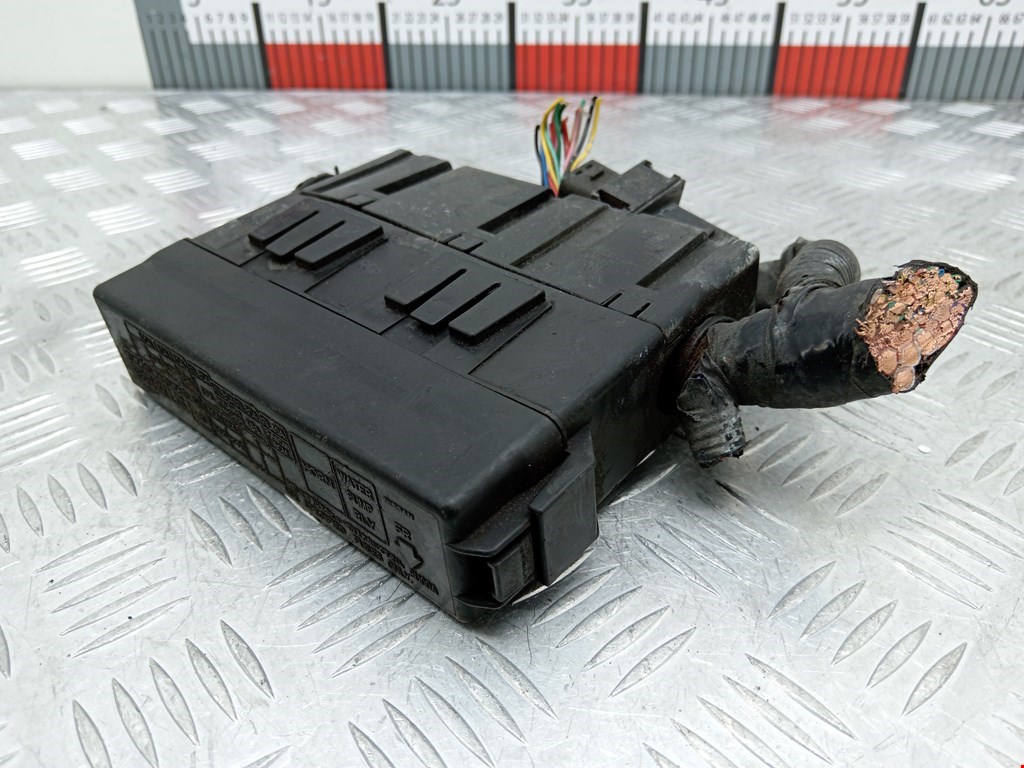 Датчик уровня в бачок омывателя NISSAN Note E11 2005-2014