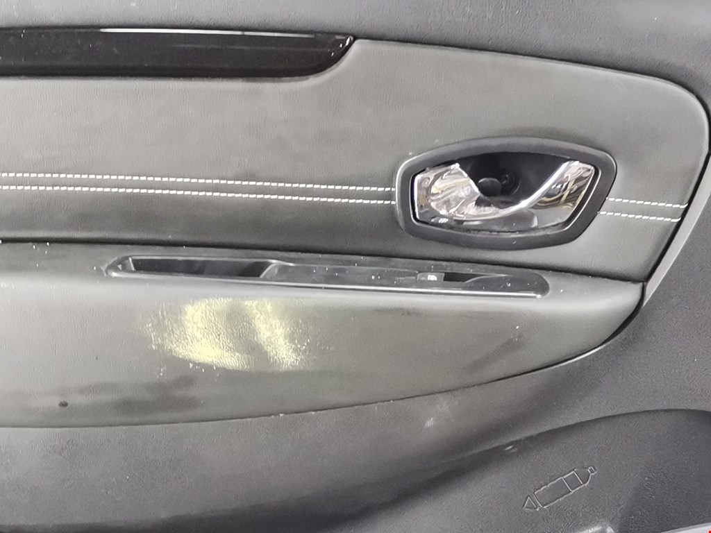 Дверь передняя левая RENAULT Scenic III 2010-2015