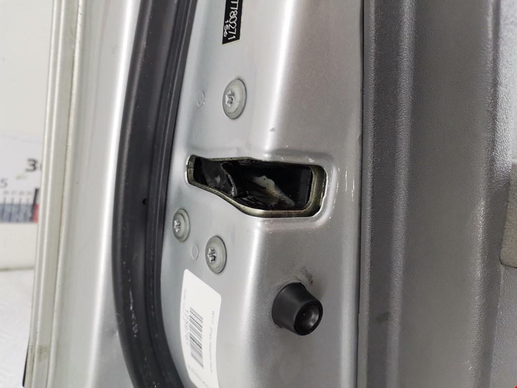 Дверь передняя левая TOYOTA Prius II XW20 2003-2012