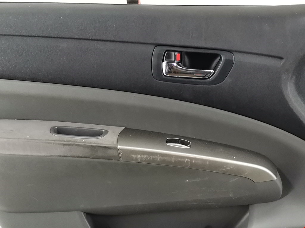 Дверь передняя левая TOYOTA Prius II XW20 2003-2012