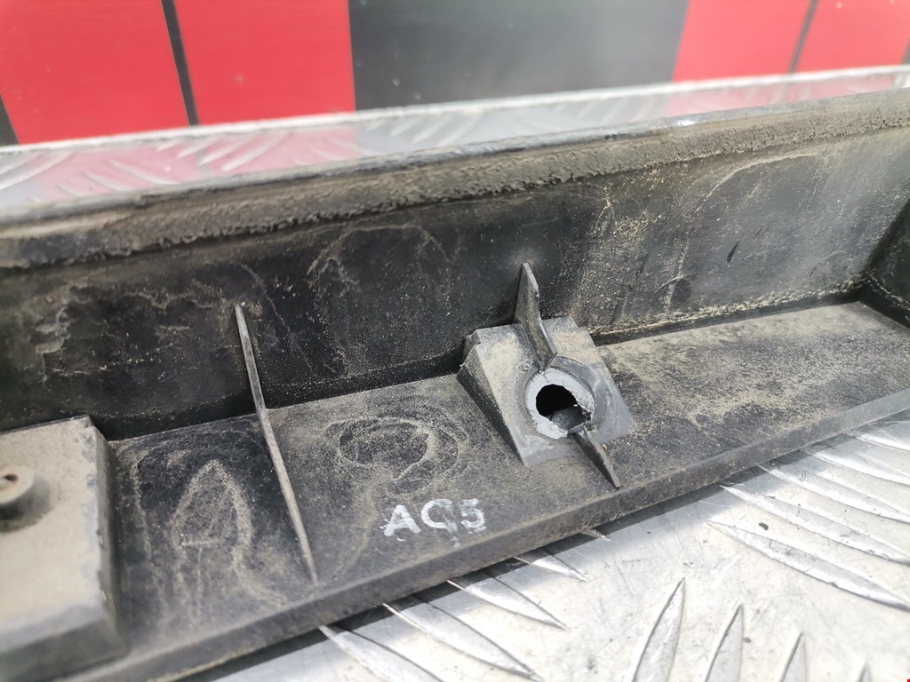 Фонарь подсветки номера KIA Carens 1999-2002