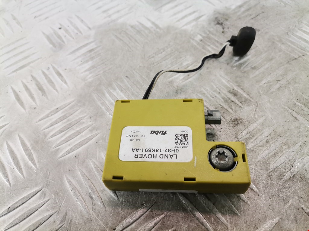 Усилитель антенны LAND ROVER Range Rover Sport 2005-2013