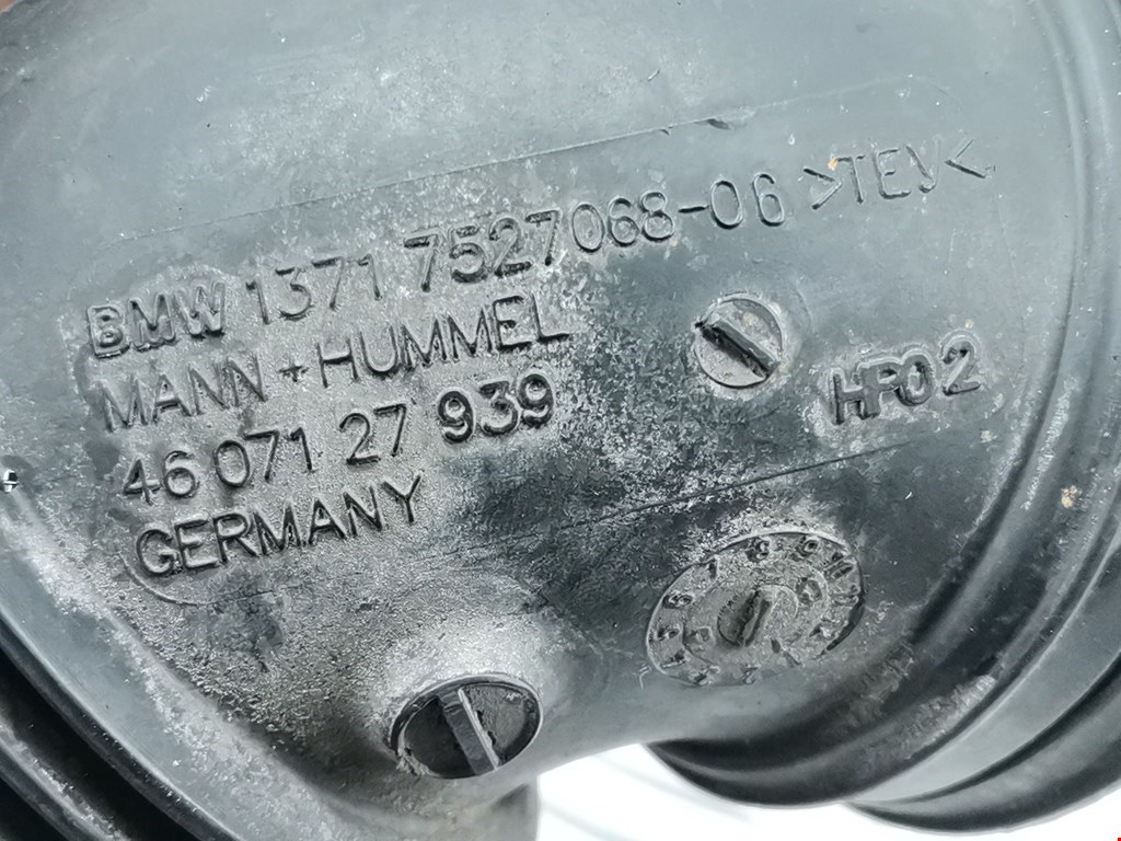 Патрубок воздушного фильтра BMW 1er E81\E87 2004-2011