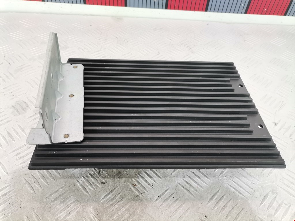 Усилитель акустической системы JAGUAR XF X250 2007-2015