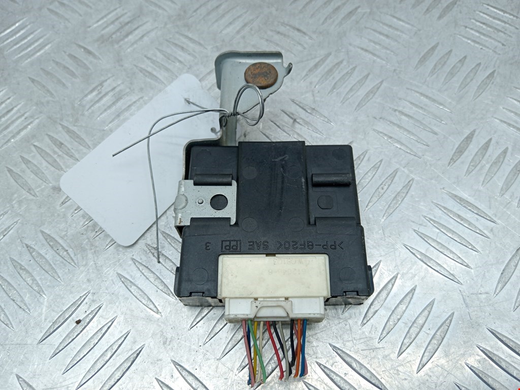 Иммобилайзер TOYOTA Prius II XW20 2003-2012