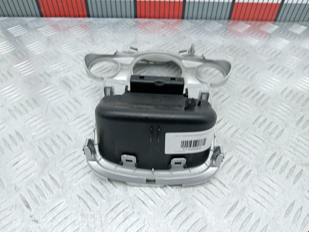 Накладка декоративная FORD Fiesta 2008-2012