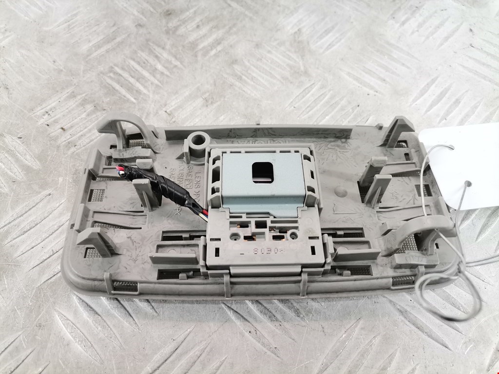 Плафон салонный (салона фонарь) TOYOTA Prius II XW20 2003-2012