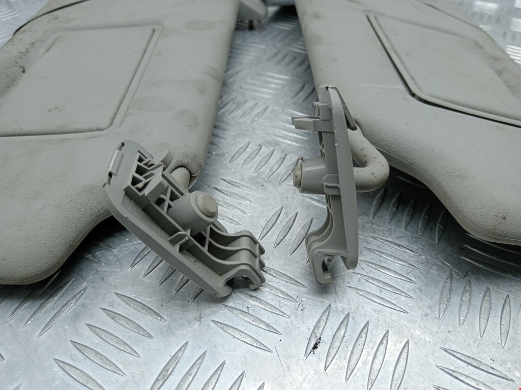 Козырек солнцезащитный FORD Fiesta 2008-2012