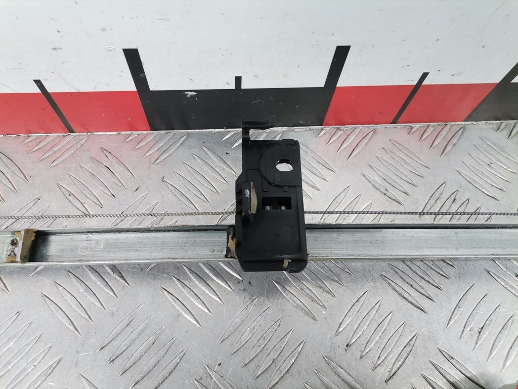 Стеклоподъемник задний правый MAZDA Mazda 5 CR 2005-2010