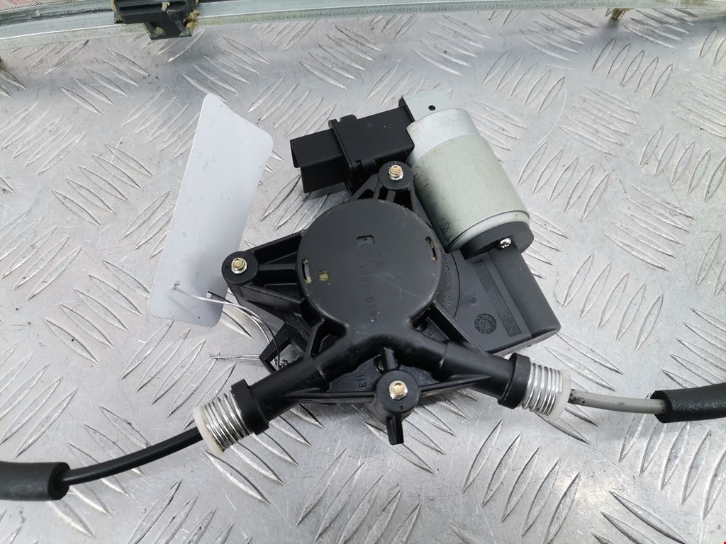 Стеклоподъемник задний правый MAZDA Mazda 5 CR 2005-2010