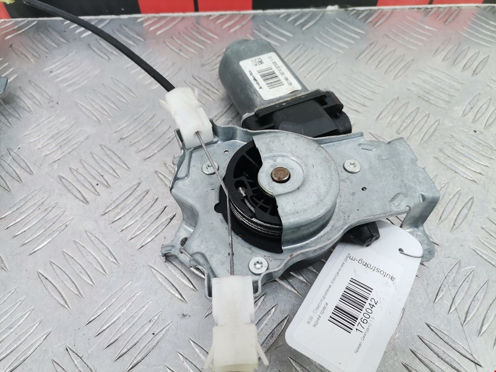 Стеклоподъемник задний правый NISSAN Qashqai J10 2006-2013