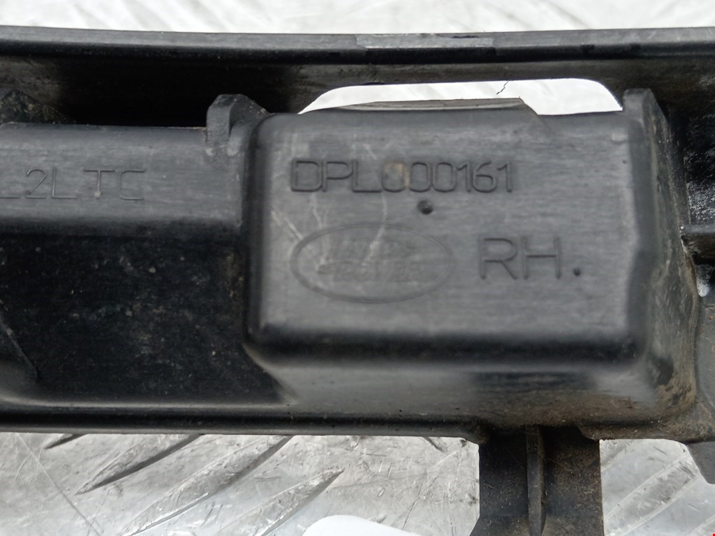 Кронштейн переднего бампера правый LAND ROVER Range Rover Sport 2005-2013