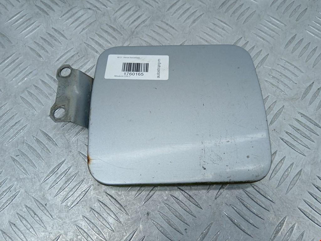 Лючок бензобака MITSUBISHI L200 K6,K7 1996-2006