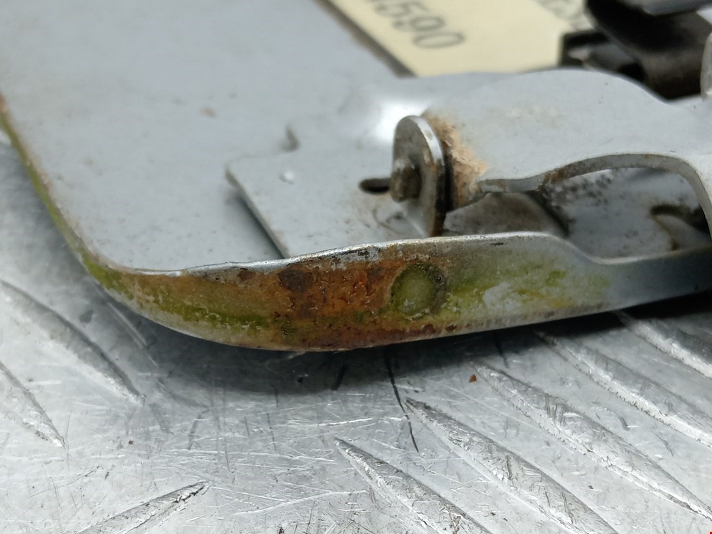 Лючок бензобака MITSUBISHI L200 K6,K7 1996-2006