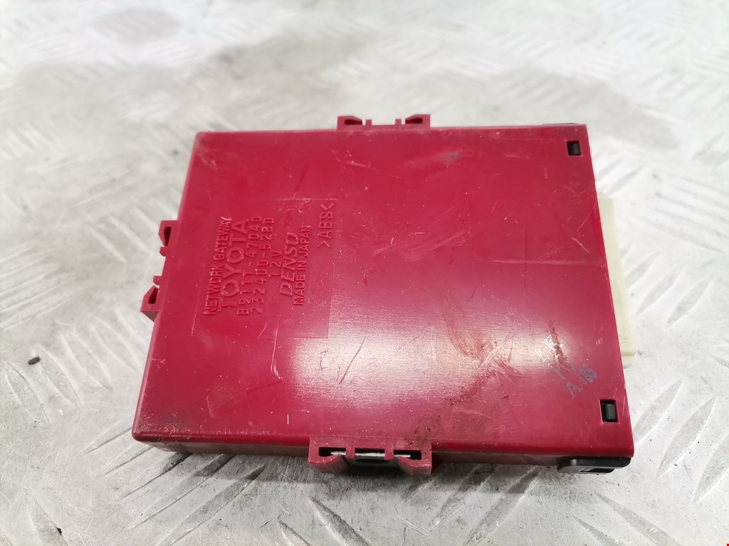 Блок комфорта TOYOTA Prius II XW20 2003-2012