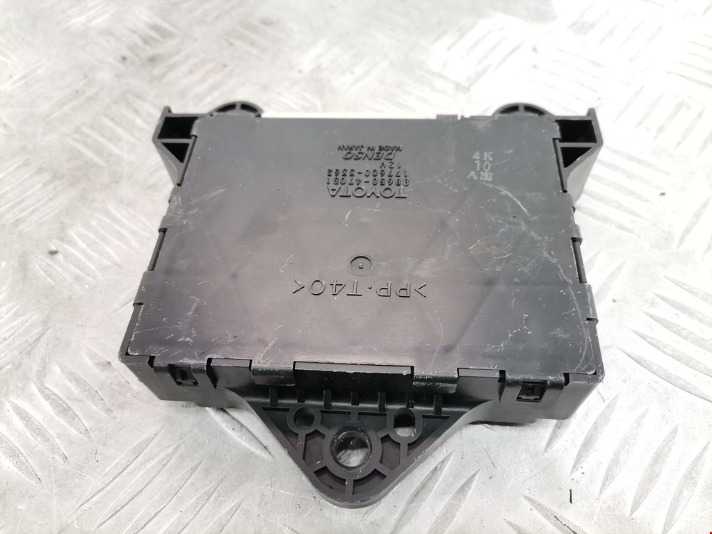 Блок комфорта TOYOTA Prius II XW20 2003-2012