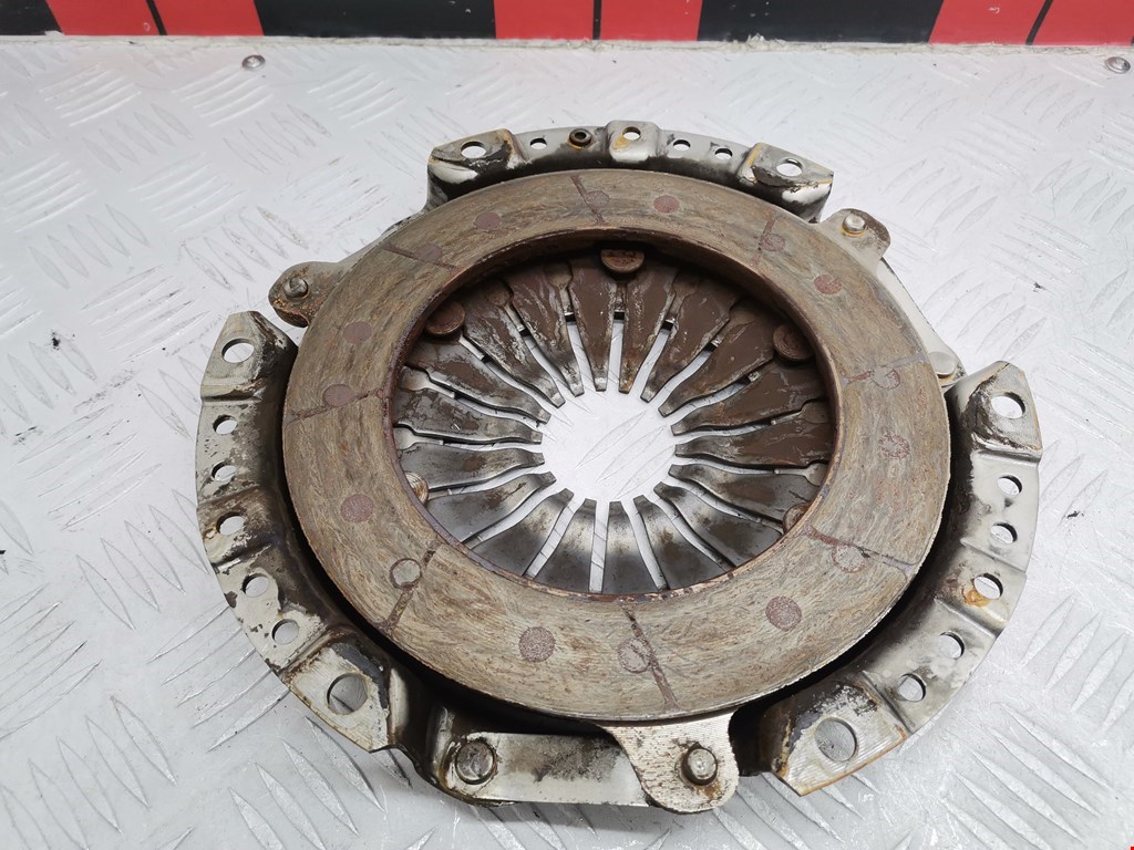 Маховик (демпфер сцепления) FORD Fiesta 2001-2008